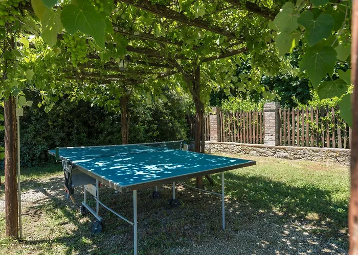 Βίλα Nonno Fernando 18&4, Emma *